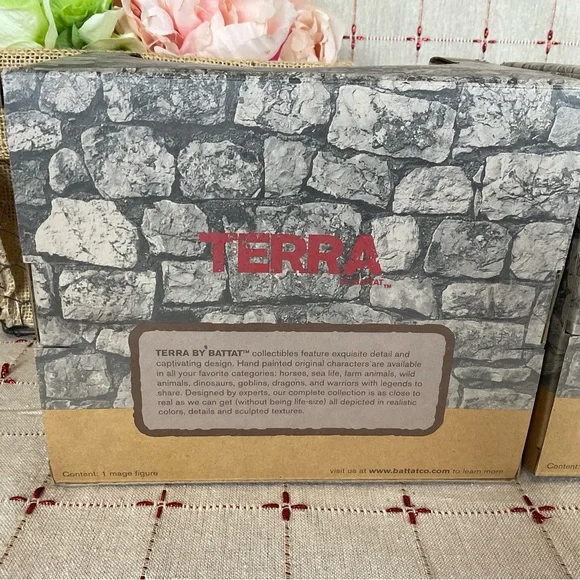 Terra by Battat Halldor The Raider Viking Warrior Figure & Xiun The Crystal Mage - Picture 7 of 8